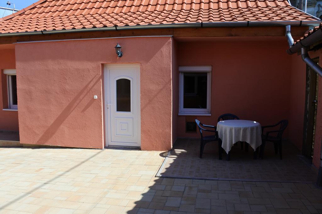 Kisasszony Apartman Eger Exteriér fotografie