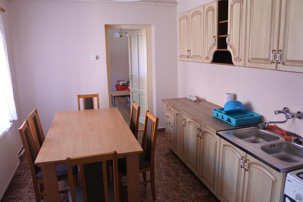 Kisasszony Apartman Eger Exteriér fotografie