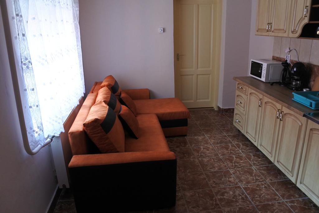 Kisasszony Apartman Eger Exteriér fotografie