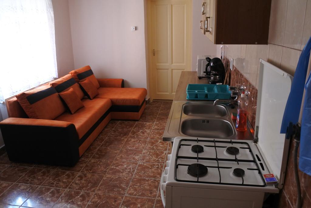 Kisasszony Apartman Eger Exteriér fotografie